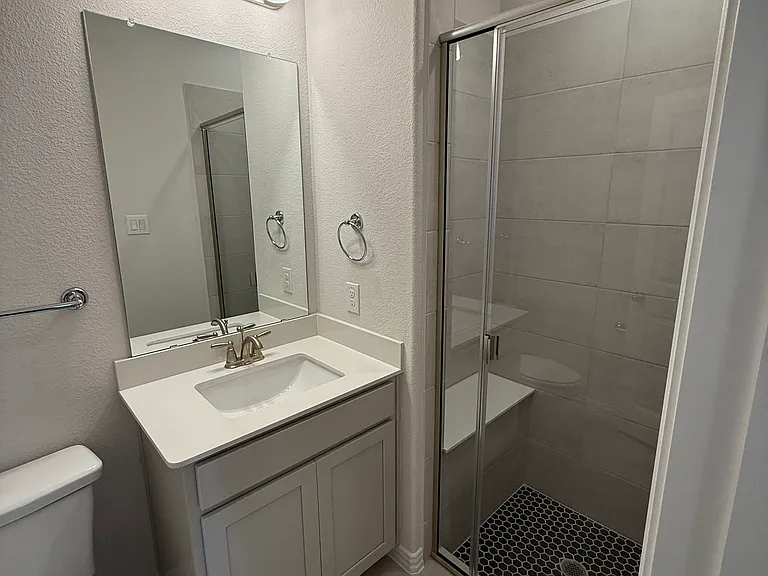 416 Breeds Hill Rd — Photo 11