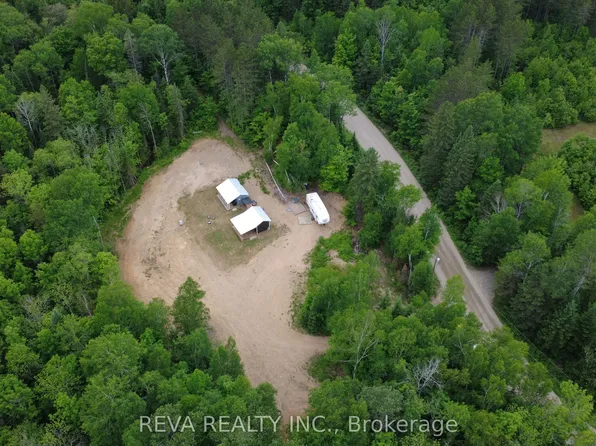 219 Elgin Rd, Hastings Highlands, ON K0L 2K0