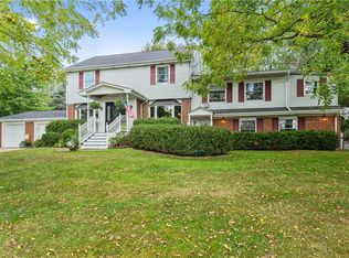 54 Highland Ridge Rd, Washington, PA 15301
