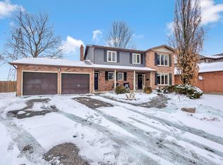 31 Pioneer Pl, Brantford, ON N3R7G7