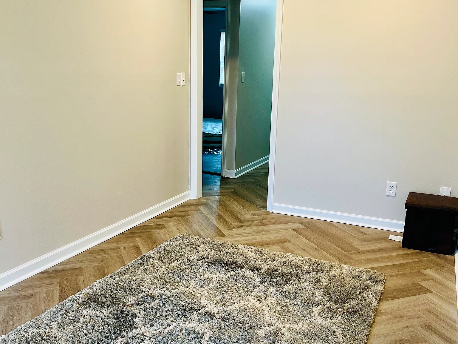 2 bed, 1100 sqft, $1,200 — Photo 2