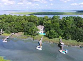36 N Calibogue Cay Rd, Hilton Head Island, SC 29928