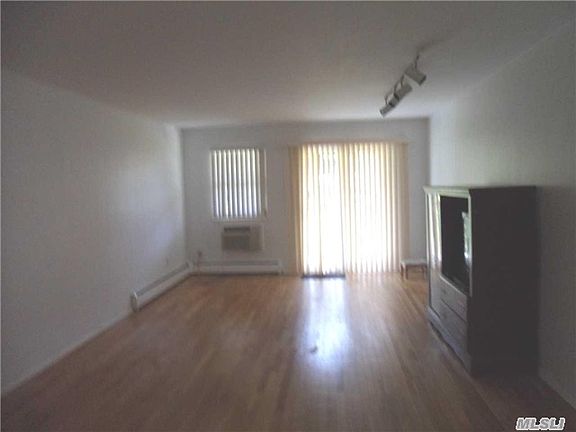 5th image of 3912 Wilshire Ln #H12