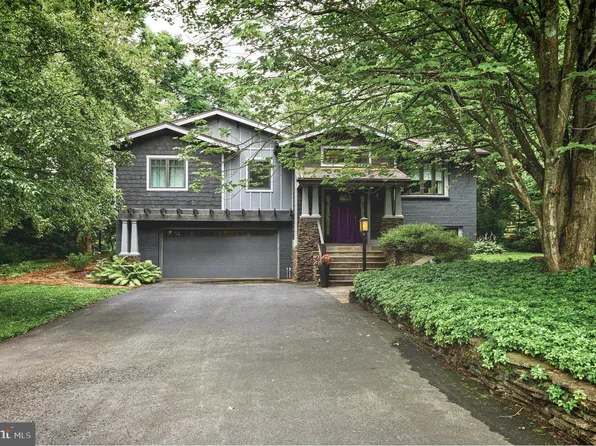 940 Outer Dr, State College, PA 16801