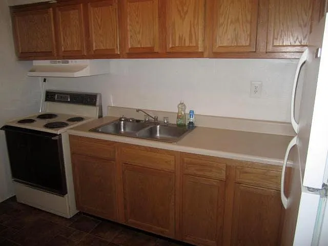1242 Picadilly St #A — Photo 3