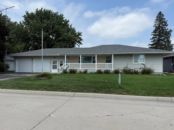 104 Circle Dr, Lake City, IA 51449