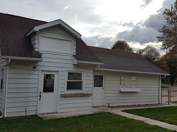 4th image of 1141 N Ave NW