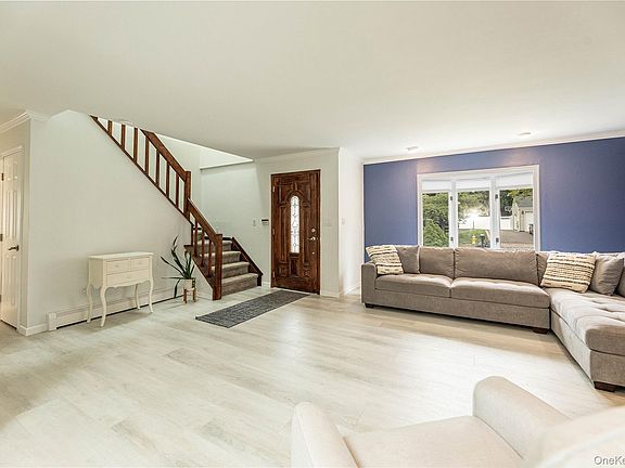3rd image of 24 Gainsborough Road