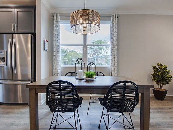 Charlotte Dining Room