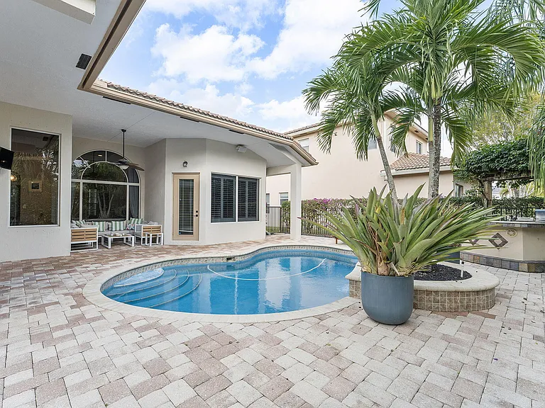 2903 Fontana Ln — Photo 28
