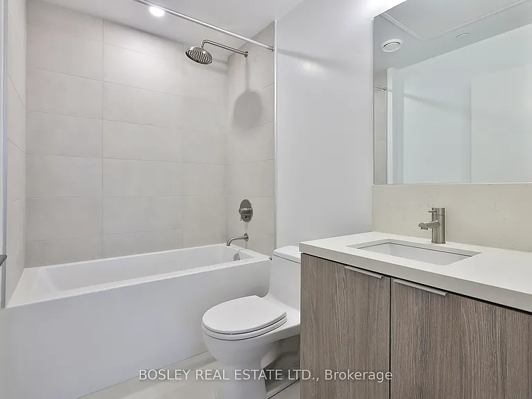 2020 Bathurst St #1219 — Photo 15