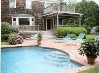 106 Anns Ln, Southampton, NY 11968