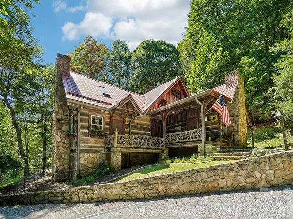 311 Wonderly Ln, Mars Hill, NC 28754