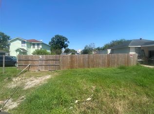 9223 E Avenue P, Houston, TX 77012