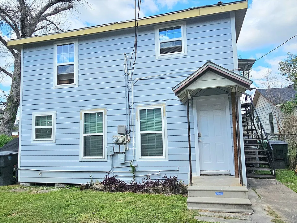 217 Cockerel St #C