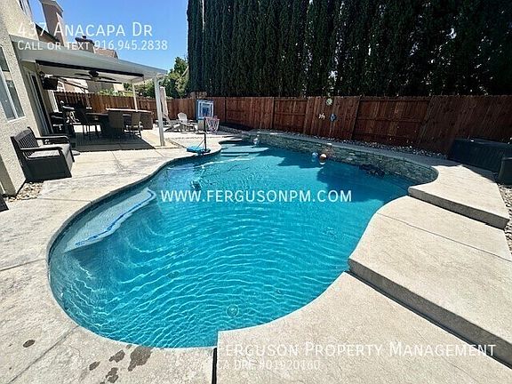 4th image of 437 Anacapa Dr
