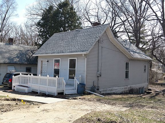 3rd image of 803 7th Ave