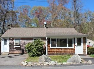 15 Knoll Rd, Hopkinton, MA 01748
