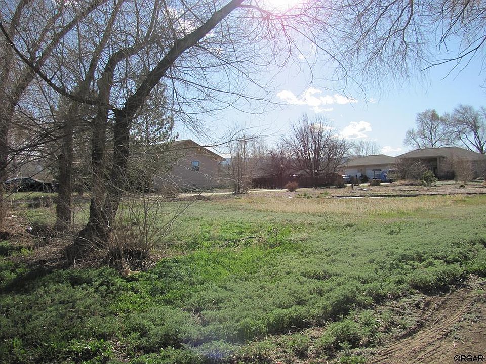 1st image of 221 Sunnyside Ave