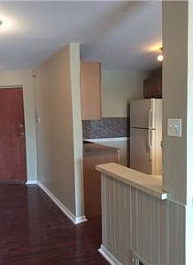5th image of 3900 W 95th St APT 403