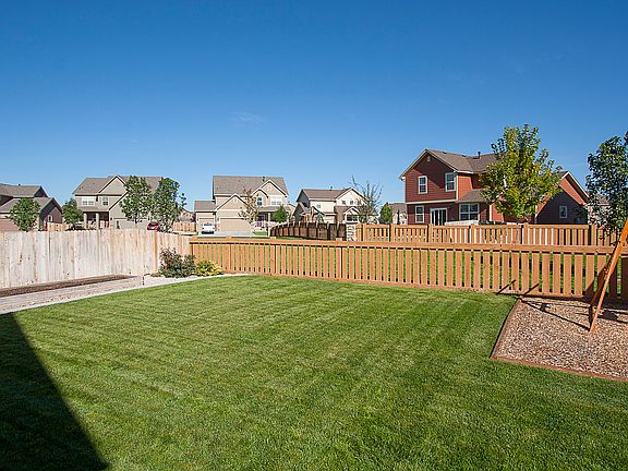 2nd image of 1570 Edenbridge Dr