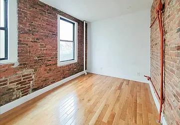 Rented by Brighton Management