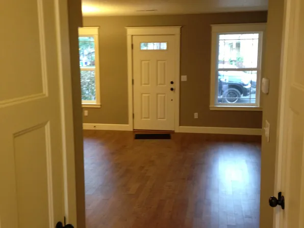 4722 N Lombard St, Portland, OR 97203