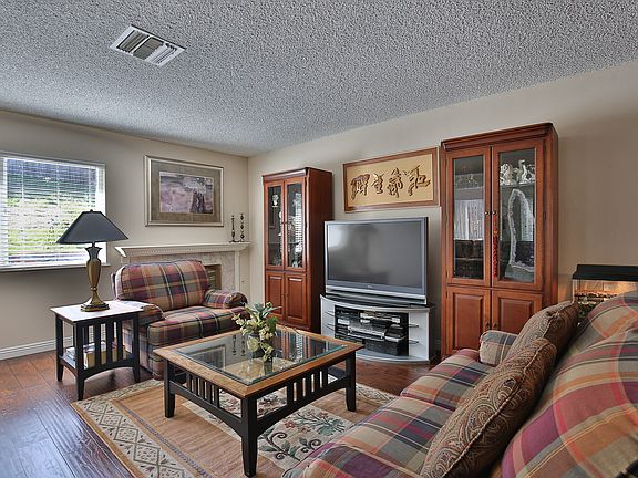 3rd image of 20324 Flintgate Dr