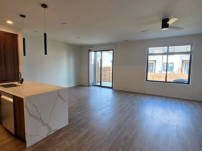 1120 Emilia Ave — Photo 5