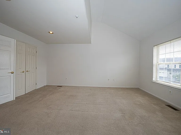 757 Whitetail Cir — Photo 15