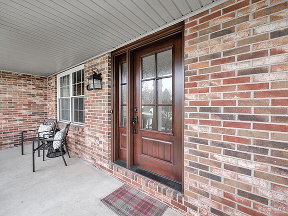 2nd image of 4223 Stone Creek Dr