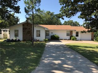 2203 Burkdoll Rd, Pawnee, OK 74058