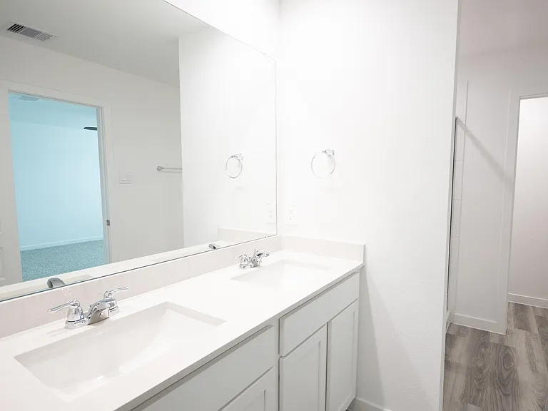 10217 Berkeley Springs Trl — Photo 13