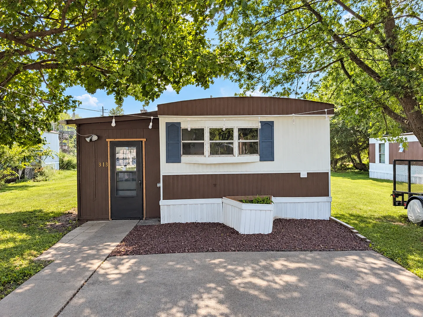 2 bed, $950 — Photo 1