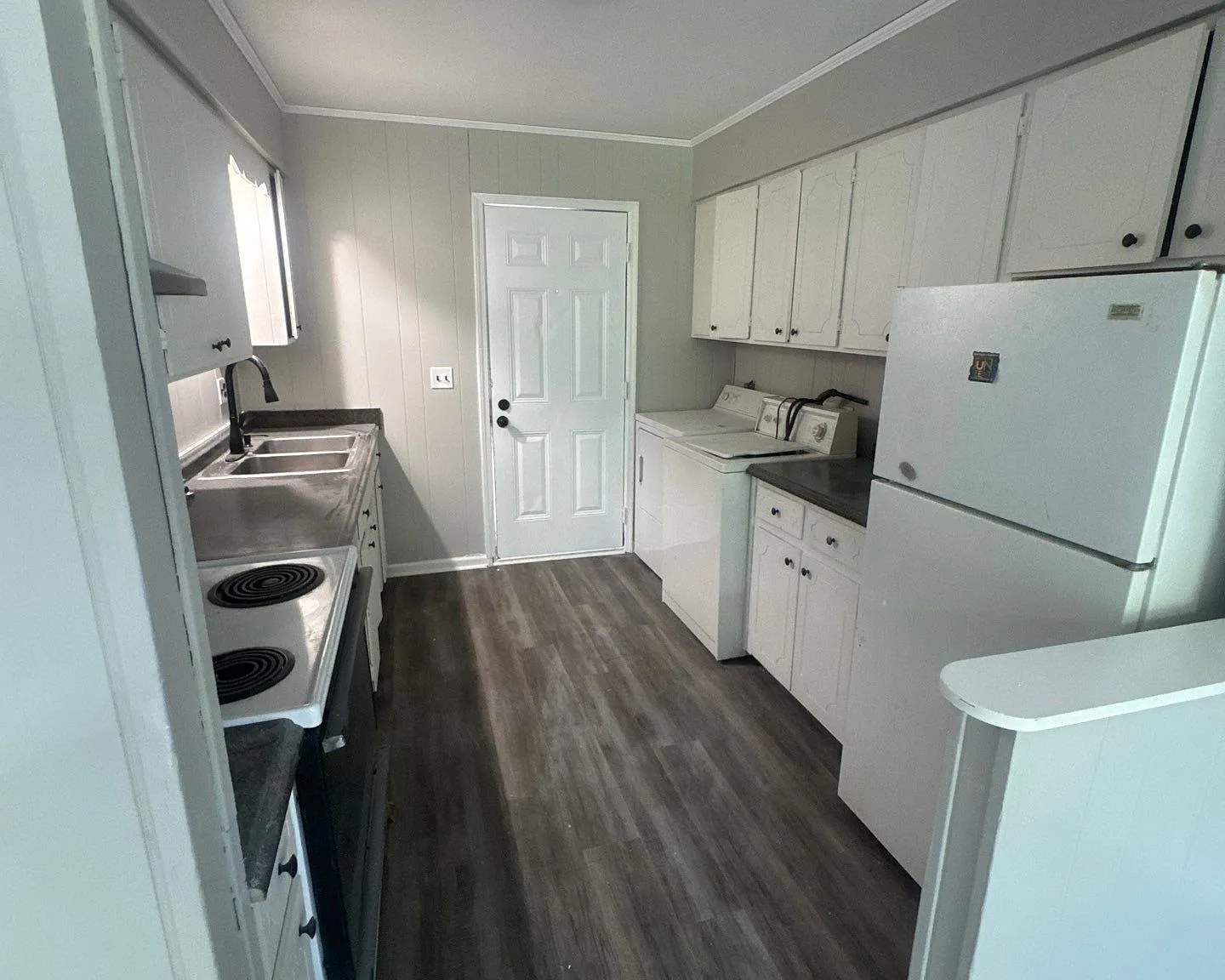 207 Highland Street Apt 1 - 1 — Photo 3