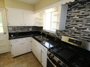 8128 Lowell Ave APT C, Overland Park, KS 66204