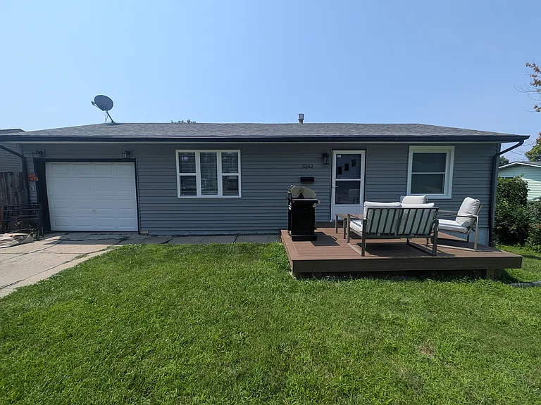 3262 S 48th St — Photo 14