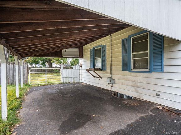 4th image of 44 Sunnyreach Dr