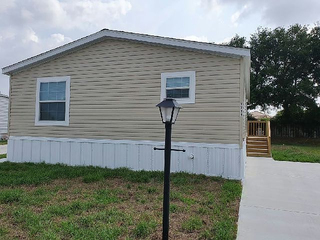 1st image of 7784 Metro Dr #220