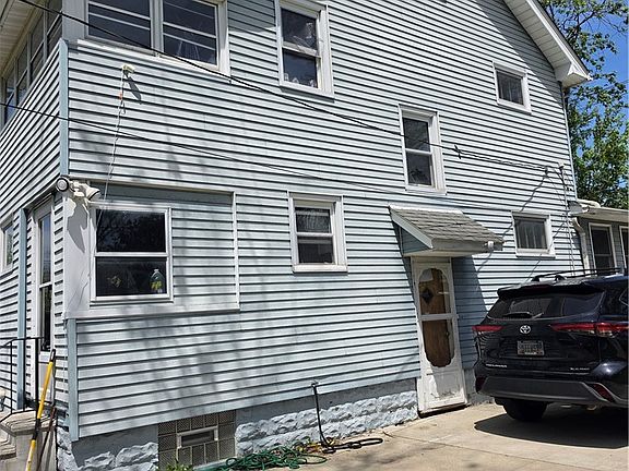 4th image of 25150 Columbus Rd