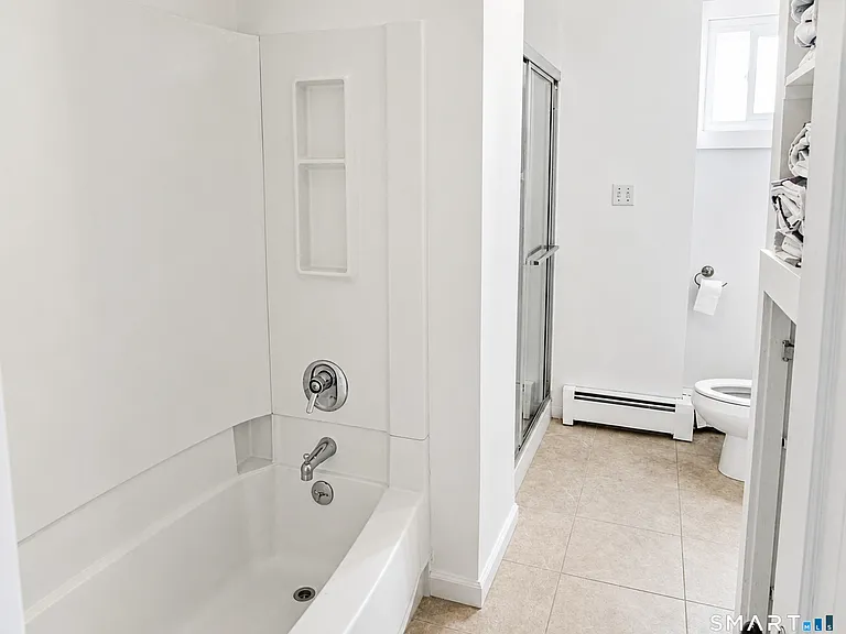 48 Beach Ave — Photo 16
