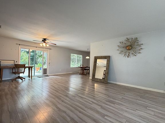 5th image of 2342 SE Seamist Street