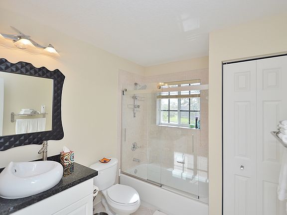 3rd image of 1118 Skylark Dr