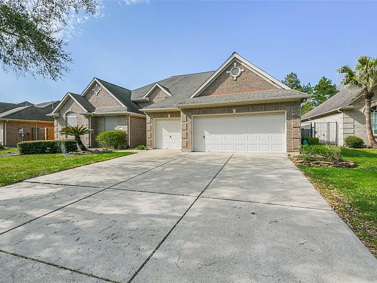 3603 E Cedar Hollow Dr — Photo 2
