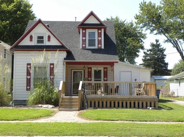 605 S King St, Robinson, IL 62454