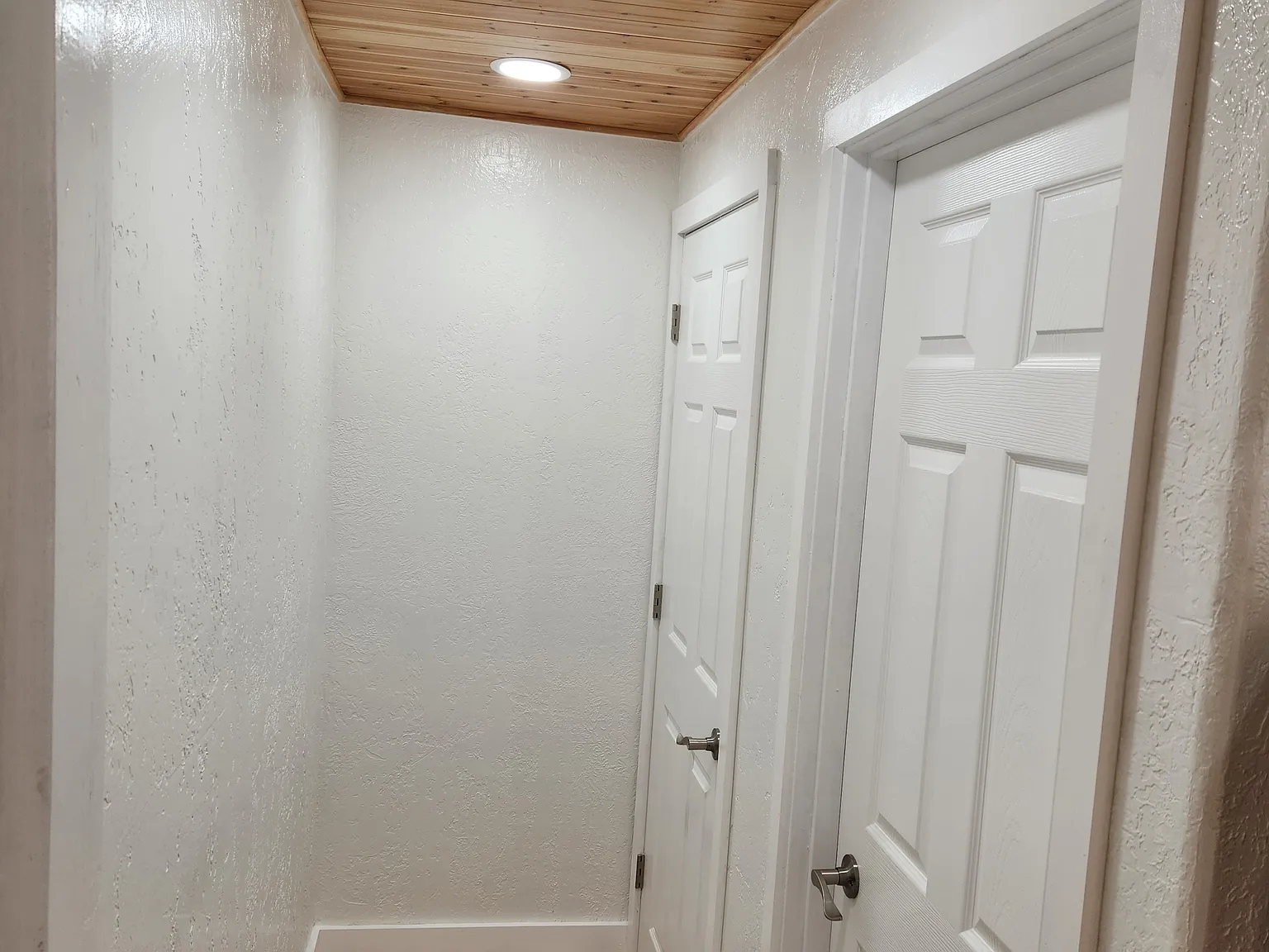 Studio, 300 sqft, $725 — Photo 4
