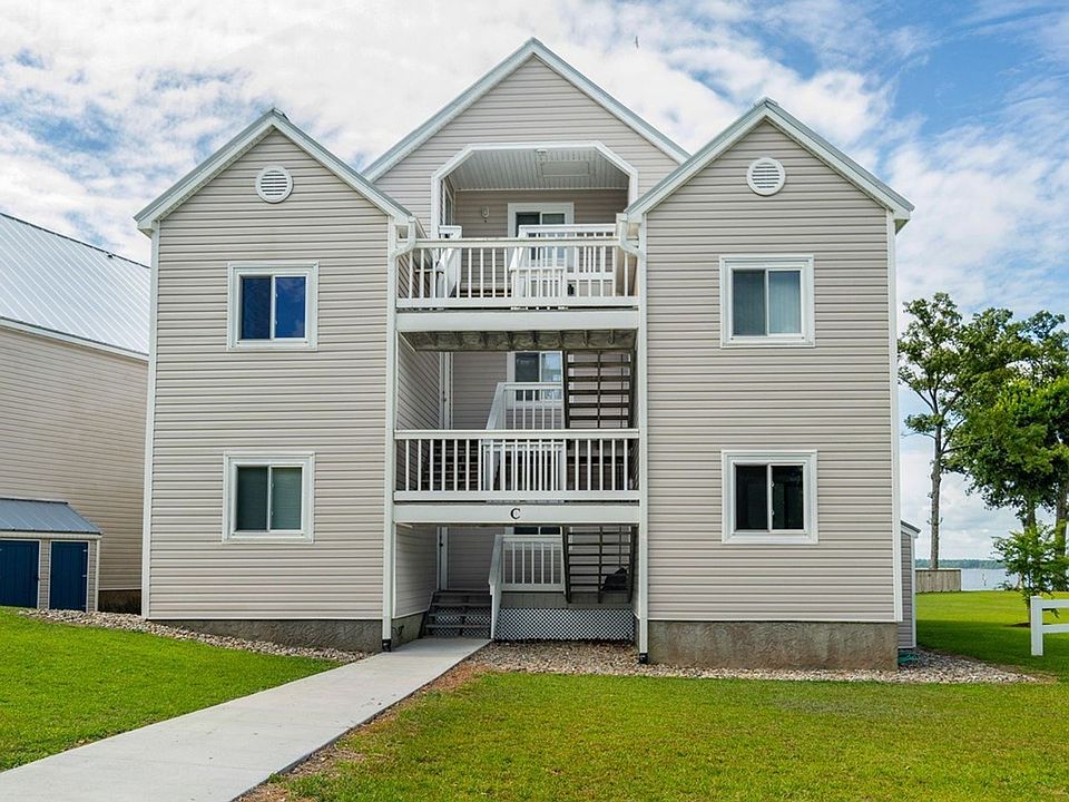 1st image of 89 Country Club Dr APT C5