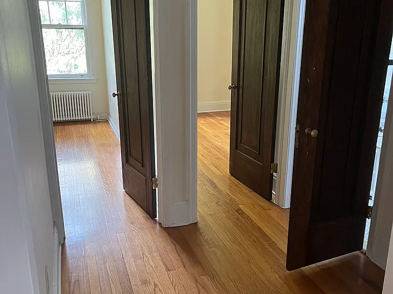 198 Pawling Ave #22 — Photo 4