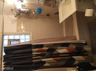 5755 W Giddings St #1, Chicago, IL 60630