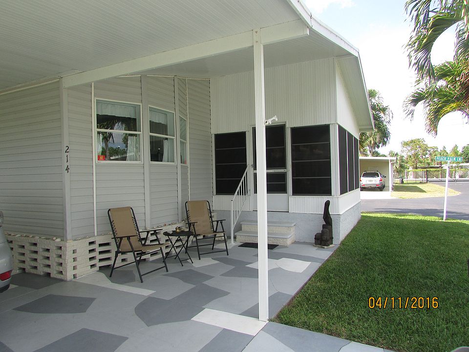 1st image of 214 Queen Palm Dr